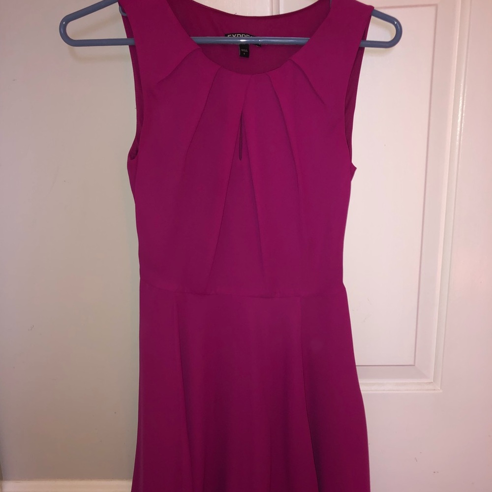 EXPRESS DRESS